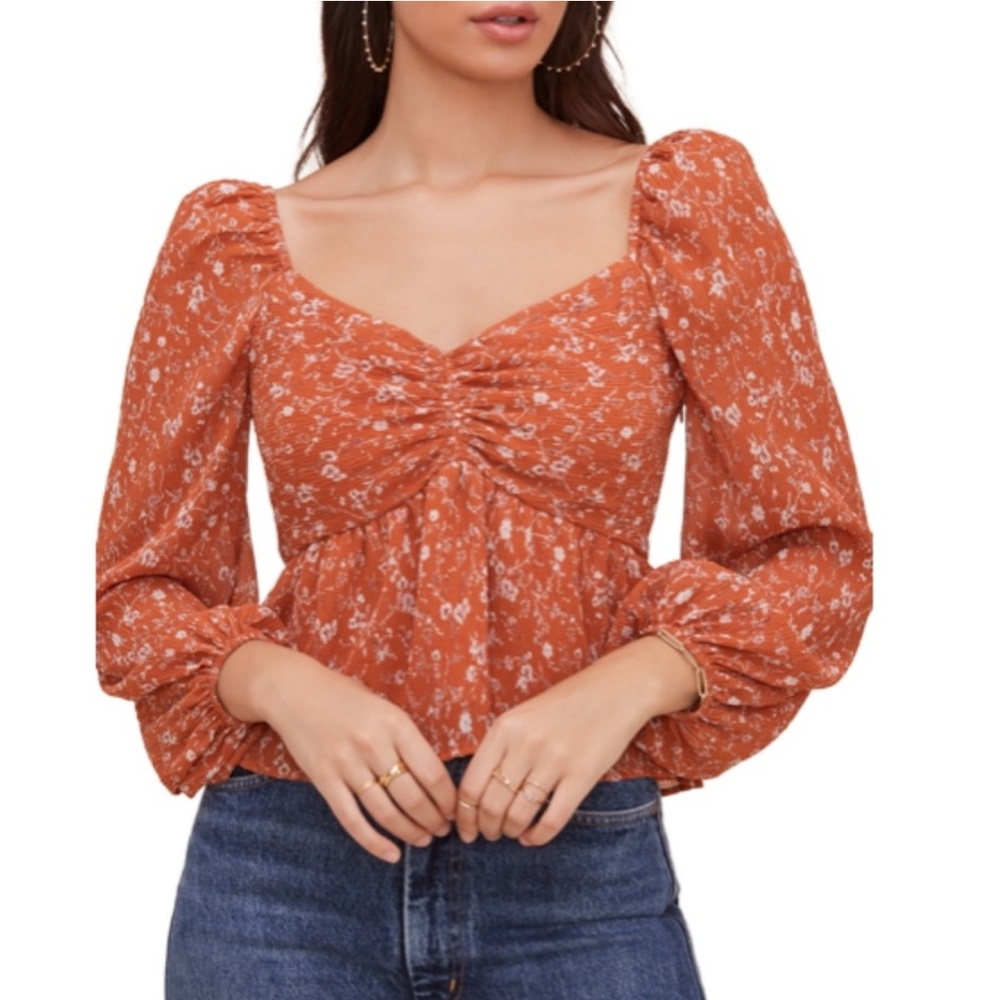 ASTR The Label Crinkle Sweetheart Floral Top Blouse Size Small